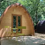 De 3*